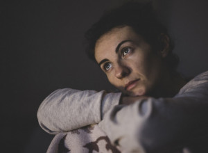 "Spavala sam sa oženjenim, uskoro punim ČETRDESET i moram da donesem TEŠKU odluku": O njenoj ispovesti bruji region, a ljudi je pitaju da li je jela BUNIKE