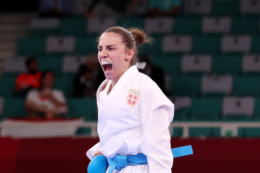 Jovana Preković bije kao BRUS LI, ali kada obuče haljinu i skocka se, izgleda kao milion dolara
