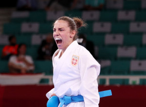 Jovana Preković bije kao BRUS LI, ali kada obuče haljinu i skocka se, izgleda kao milion dolara
