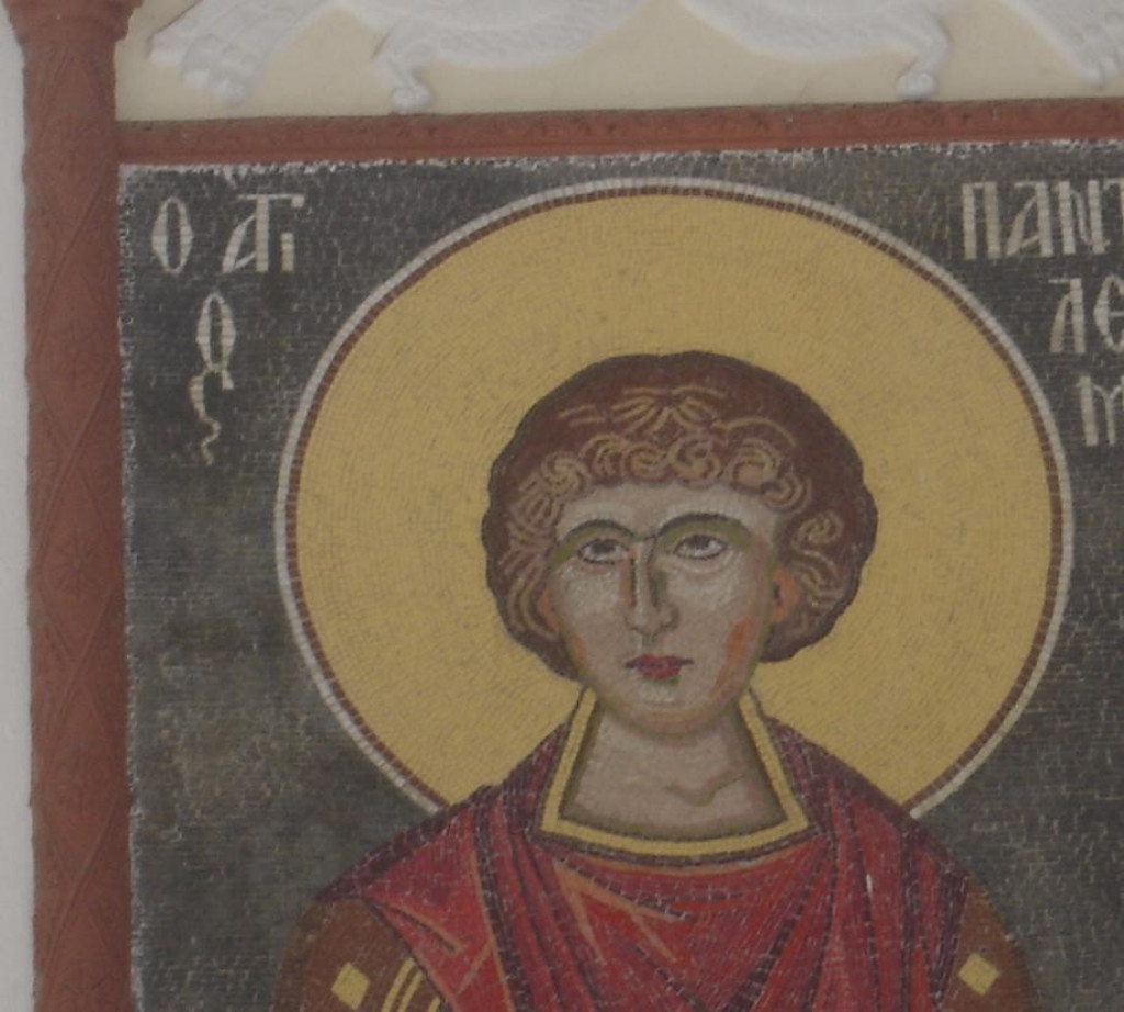 Danas je SVETI PANTELIJA: Sve što ste odlagali, danas započnite, ali ako sretnete nekog u crkvi obavezno uradite jedno