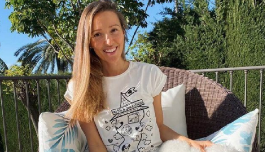 LETEĆA joga, PREUKUSNE salate i hrskavi BRUSKETI BEZ GLUTENA: Ovako Jelena Đoković održava vitku liniju i PERFEKTAN TEN!