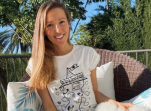 LETEĆA joga, PREUKUSNE salate i hrskavi BRUSKETI BEZ GLUTENA: Ovako Jelena Đoković održava vitku liniju i PERFEKTAN TEN!