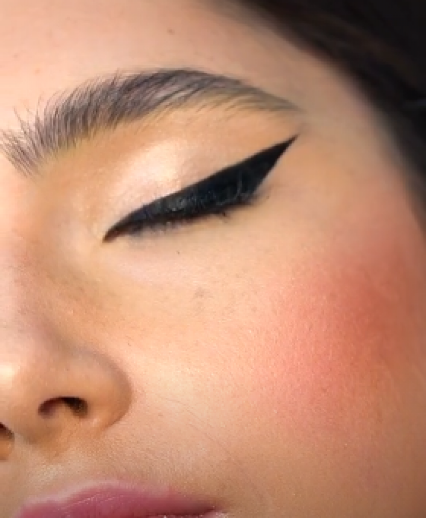 TOP tri beauty trika koja su nas OSTAVILA BEZ TEKSTA! A drugi će vas ODUŠEVITI!