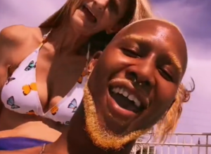 Ona ima 61. a njen verenik 24 godina: Ceo svet im se RUGA i VREĐA, a oni se samo ISTINKI VOLE!