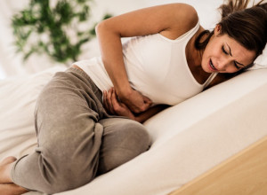 Upala jajnika mora da se leči: Ovo su simptomi koji nepogrešivo govore da hitno morate kod ginekologa