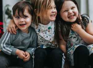 Donirao je spermu pod lažnim imenom: Sve je izašlo na videlo kada su se roditelji dece sreli i videli da ... mališani izgledaju isto!