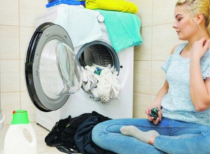 OPREZ, ova TRI komada garderobe NIKAKO ne smete da perete u veš mašini!