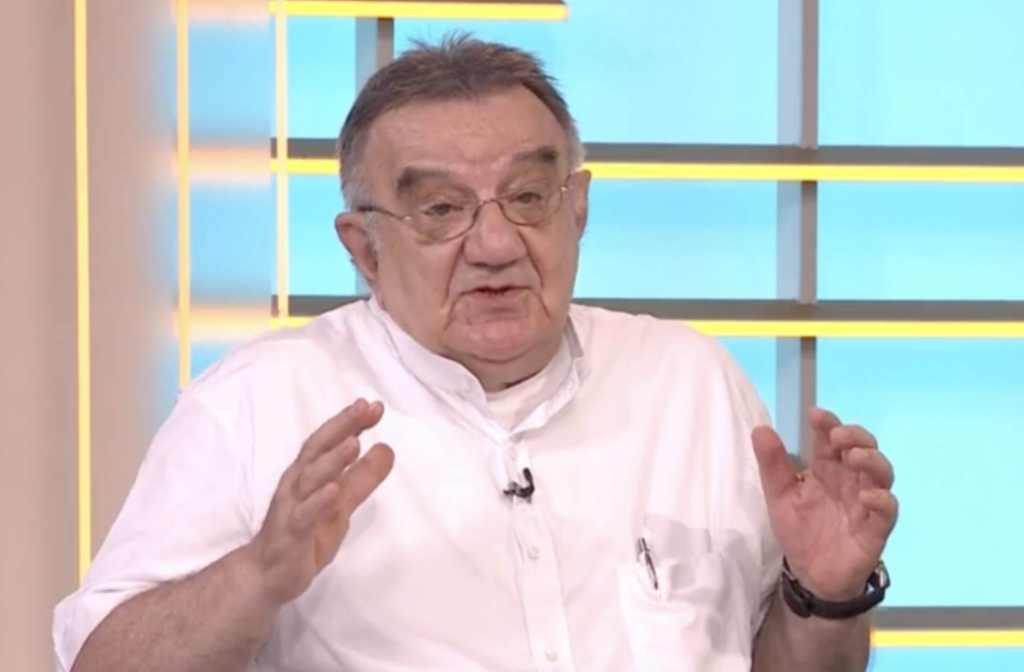 Ako ste u Grčkoj na ovu hranu ZABORAVITE: Dr Voja objasnio šta NIKAKO ne smete da jedete na LETOVANJU, a pomenuo je i slatkiše