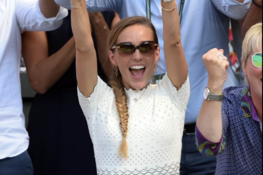 Modni KEC u rukavu Jelene Đoković: Bez ovog detalja NIKADA ne izlazi iz kuće, svako će joj pozavideti na SAVRŠENOJ kolekciji