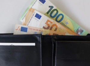 Očajna situacija kada je reč o FINANSIJAMA: Ova TRI horoskposka znaka do KRAJA godine očekuje NOVČANA kriza!