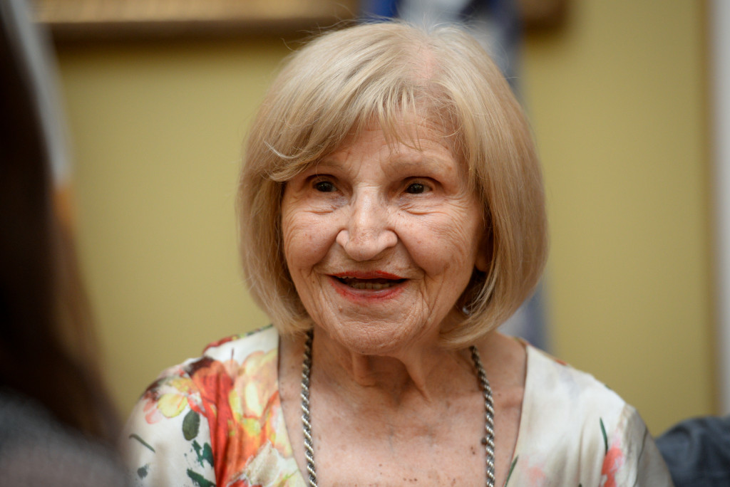 "U mladosti se treba čuvati za STAROST": Mira Banjac danas slavi 93. rođendan i ovo je njen recept za DUGOVEČNOST