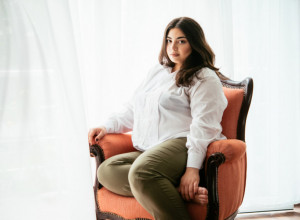"Ti ne zaslužuješ da mi budeš ćerka": Zbog svoje prekomerne KILAŽE, Karolina je svakodnevno trpela teror ROĐENOG OCA