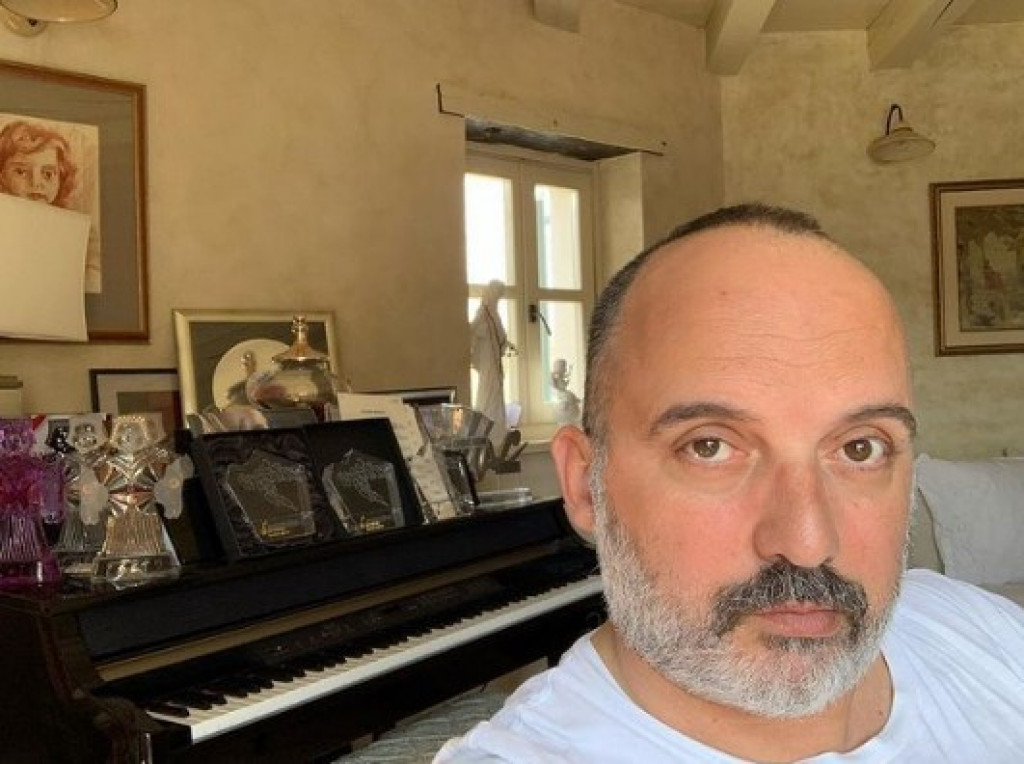 Toni Cetinski uradio TRANSPLANTACIJU KOSE: Izgleda 20 godina MLAĐE otkako nije PROĆELAV i kako više nema zaliske (FOTO)
