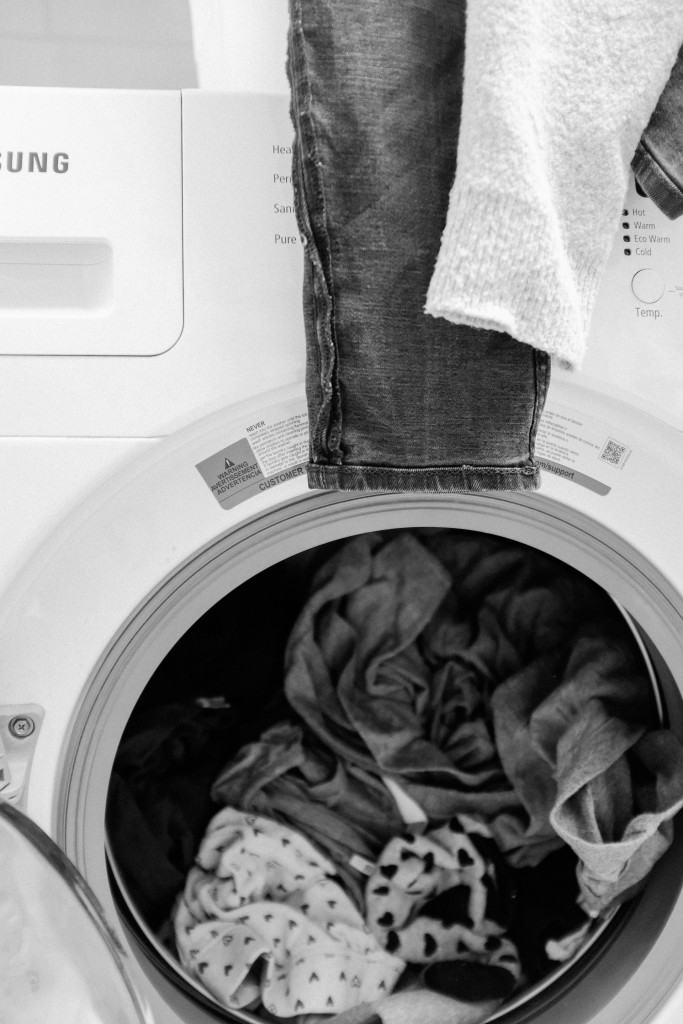 Skinite BAŠ SVAKU FLEKU sa garderobe uz ove male trikove