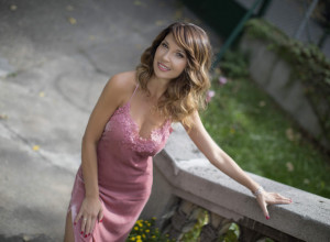 Sanja Marinković postavila konkretno PITANJE i zapalila društvene mreže, KOMENTARI se samo nižu, a muškarci su ostali bez TEKSTA!