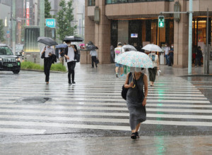 Izvadite jesenje JAKNE: Temperatura NAGLO pada - pazite se PLJUSKOVA!