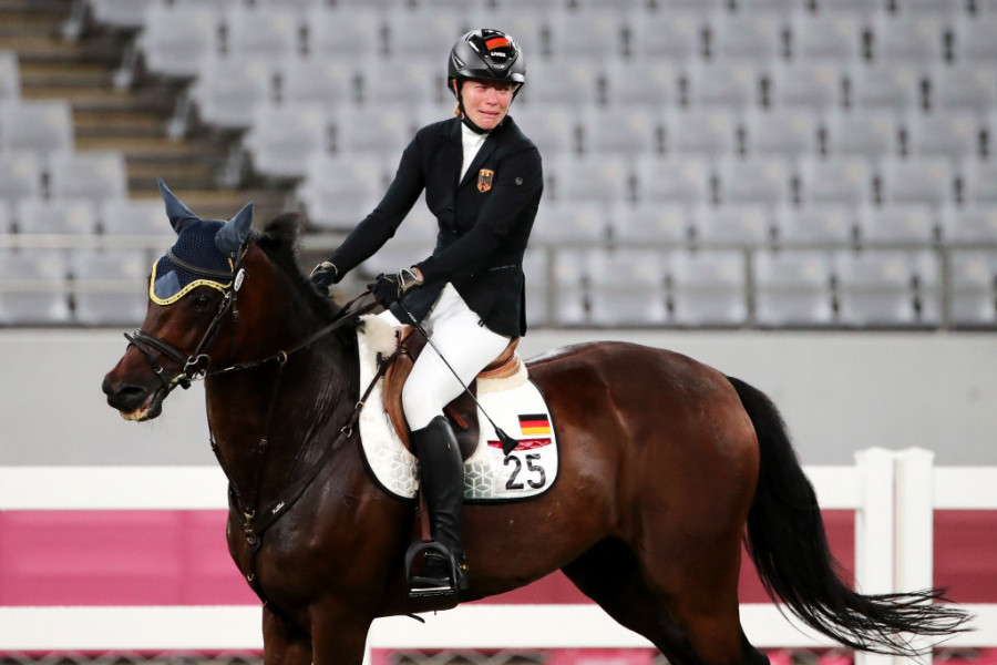 Poznata glumica želi da otkupi KONJA koji je ZLOSTAVLJAN na Olimpijskim igrama u Tokiju