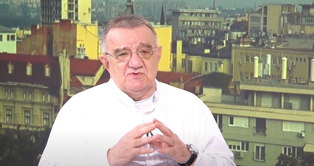 Žene u Srbiji SVAKI DAN jedu ove NAMIRNICE,  pa se onda žale na NADUTOST: Dr Perišić objasnio koja HRANA nam pravi pakao od života