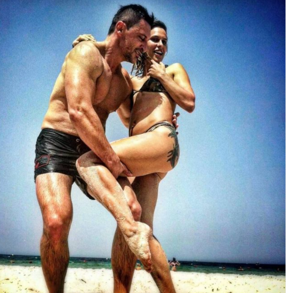 GORI Instagram zbog srpskog voditelja (52): Objavio fotografiju u KUPAĆEM, pratioci u NEVERICI, ostavljaju komentare