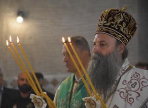 HRVATI KAŽU: VUKOVAR U NEDELJU POSTAJE MESTO VISOKOG RIZIKA! Patrijarh Porfirije dolazi u opasno vreme, stižu i branitelji i navijači