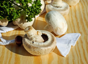 Svi POGREŠNO spremate pečurke: Poznati kuvar pokazao JEDINI ispravan način za pripremu jela od ove namirnice