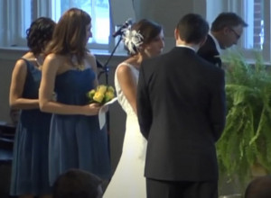 Nije mogla da prećuti pa mu je PRED OLTAROM otkrila šta je uradila u VENČANICI, a onda je nastao TAJAC