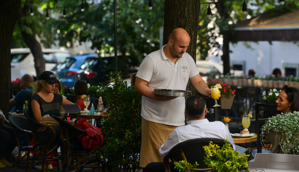 Nikada ne naručujte OVO PIĆE u kafiću: Prepuno je BAKTERIJA i leglo  ZARAZA i može brzo da vam PRESEDNE