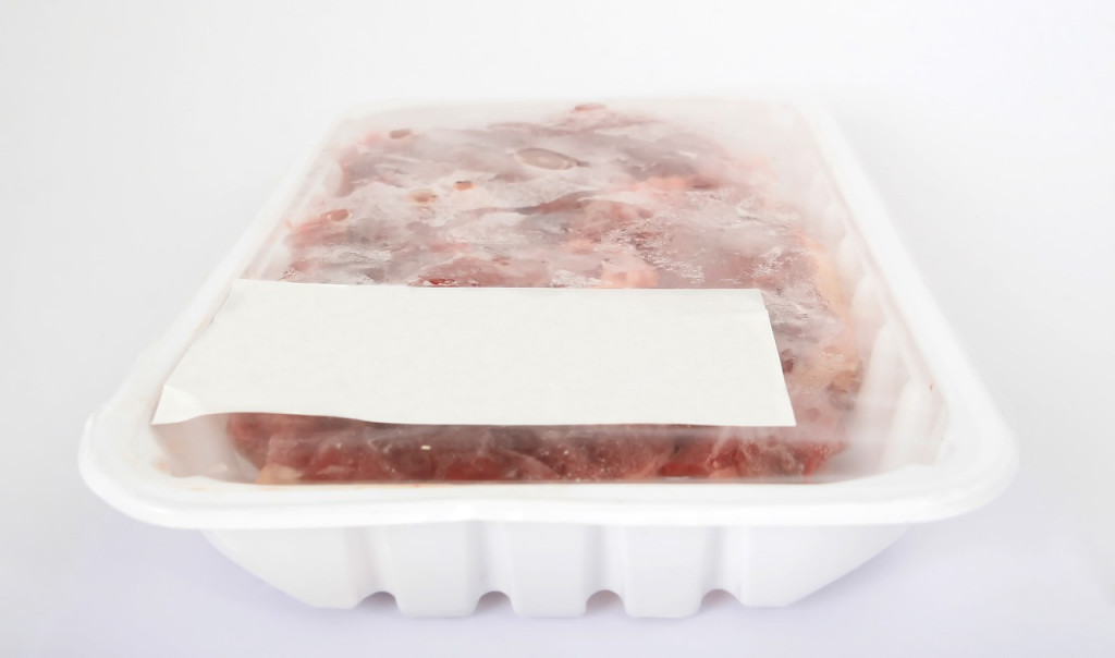 DA LI ŠTETI NAŠEM ZDRAVLJU? Proverite čemu služi jastučić u pakovanom mesu