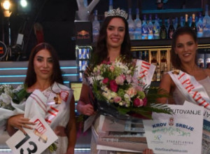 Izabrana ALO! MIS LETA: Evo čime je prelepa Dajana očarala žiri! Nagrađene su i prva i druga pratilja