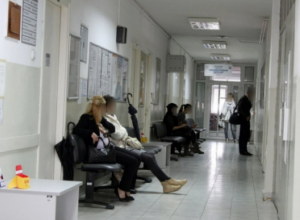 NOVI SOJ KORONE OPASAN ZA OVU KATEGORIJU Mladi mogu mesecima da budu malaksali