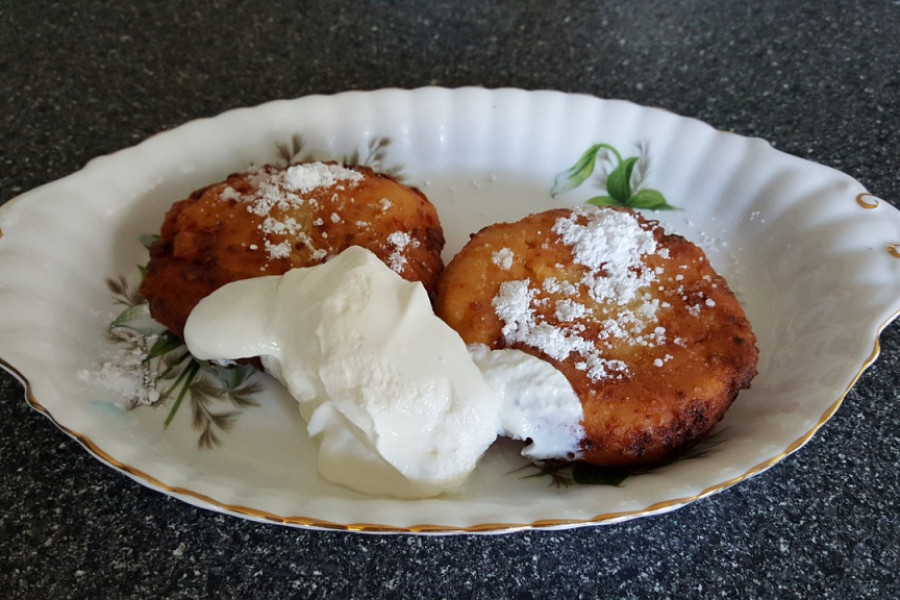 Mmmmmm, kad SIRNIKI zamiriše: Tradicionalni RUSKI doručak za FANTASTIČAN početak dana!