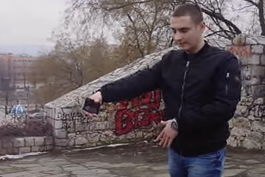 Petar iz Pirota snimio video "kako da smuvate devojku" i bukvalno srušio Internet: "Samo joj tiho kaži "nisam ja odavde", gledaj je pravo u oči i tvoja je"
