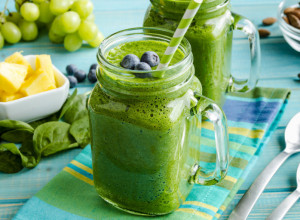 Ovaj šejk treba da pijete svako jutro: Žene se kunu u njega jer topi celulit kao ništa do sad