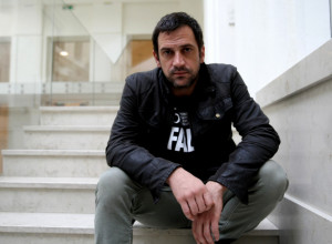 Na ovo smo GODINAMA čekale: Skinuo se GORAN BOGDAN do GOLE KOŽE! (FOTO)