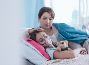 Roditelji OPREZ: Devojčica (6) završila u bolnici zbog TikTok izazova, lekari joj se bore za život zbog "bezazlene" igre sa MAGNETIMA