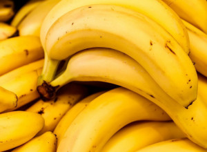 Jela je 12 DANA samo BANANE: Evo kakva NEVEROVATNA promena joj se desila