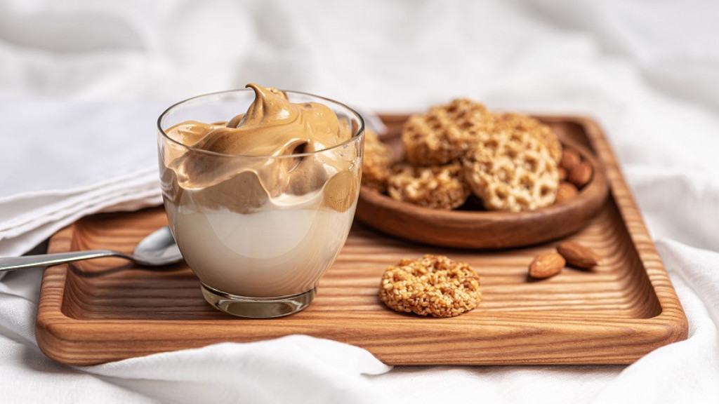 Uf, ko mu može odoleti: Da li ste probali ovaj KREMASTI mus od KAFE i badema?