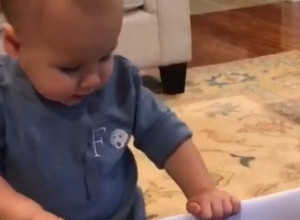 E to se zove LJUBAV NA PRVI POGLED: Kada je BEBAC video šta su mu roditelji KUPILI nije mogao da sakrije ODUŠEVLJENJE