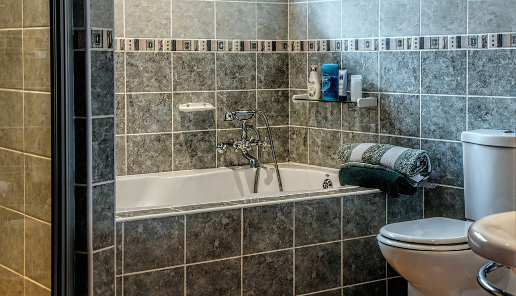 Od OVE mešavine pločice će biti kao nove: Buđ i kamenac NESTAJU za tili čas!