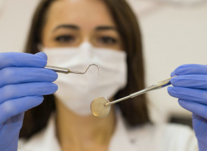 VODITE LI RAČUNA O ZDRAVLJU ZUBA? Kancer i druga "PO ŽIVOT" opasna stanja, mogu se otkriti na RUTINSKOM pregledu!