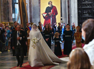 Da li je ovo najskuplje RUSKO venčanje u poslednjih 100 GODINA? Sve  "pucalo" od luksuza i raskoša, a zbog njega se mlada prekrstila u pravoslavlje!