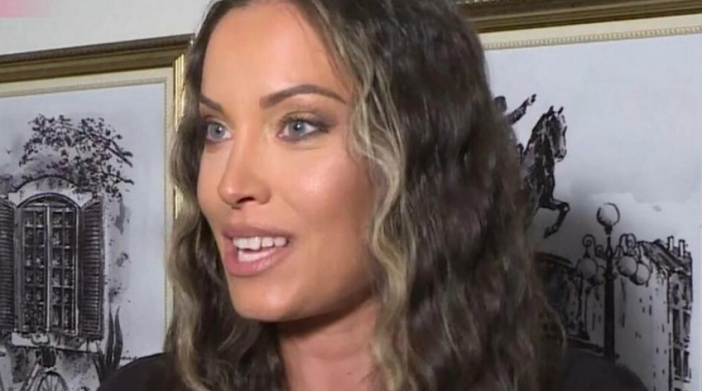 Mirka Vasiljević je odrasla bez OCA: Mušku figuru u njenom životu menjao je TEČA, a početno slovo očevog imena krije TAJNU koju deli Mirkina porodica