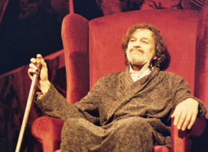 Ovo je jedan od RETKIH intervjua Dragana Nikolića: Evo šta je poželeo Miloševiću za rođendan i zašto je Radmilović pao u nesvest zbog njega