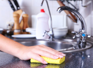 Za savršeno ČISTU sudoperu potreban je samo JEDAN sastojak: Koristimo ga svaki dan a da nismo ni slutili da je toliko EFIKASAN u čišćenju