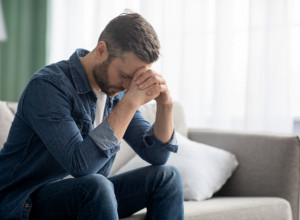 Otkrijte da li je vaš MUŠKARAC u KLIMAKSU: Mnogi BRAKOVI su se RASPALI zbog ovoga