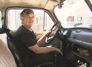 Baka Stojana u narodu poznatija kao novovaroški "Flojd": Već 40 godina diže prašinu svojim FIĆOM, ljutom mašinom