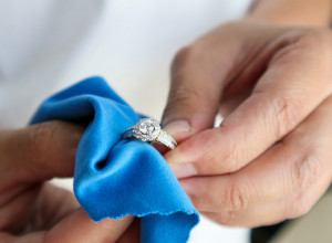 Jednostavan trik kako da srebru povratite sjaj: Upotrebite 1 sastojak i biće kao novo