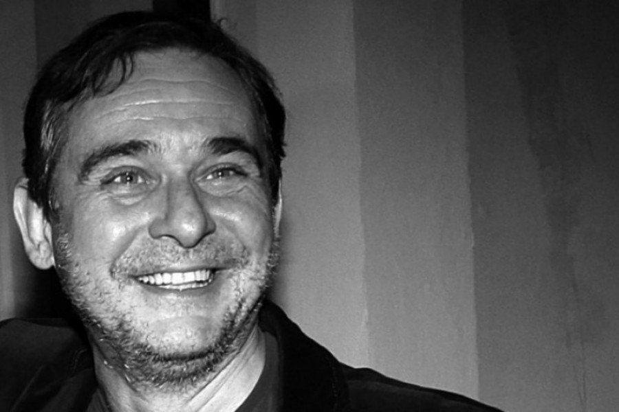 Ovo je KOSTIM sa kojim je sahranjen Marko Živić: Evo kakvo je značenje imao za pokojnog glumca!