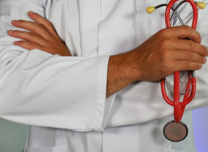 Ruski gastroenterolog UPOZORAVA: Ako želite da vam JETRA bude zdrava, poslušajte ga i zaobiđite ove NAMIRNICE