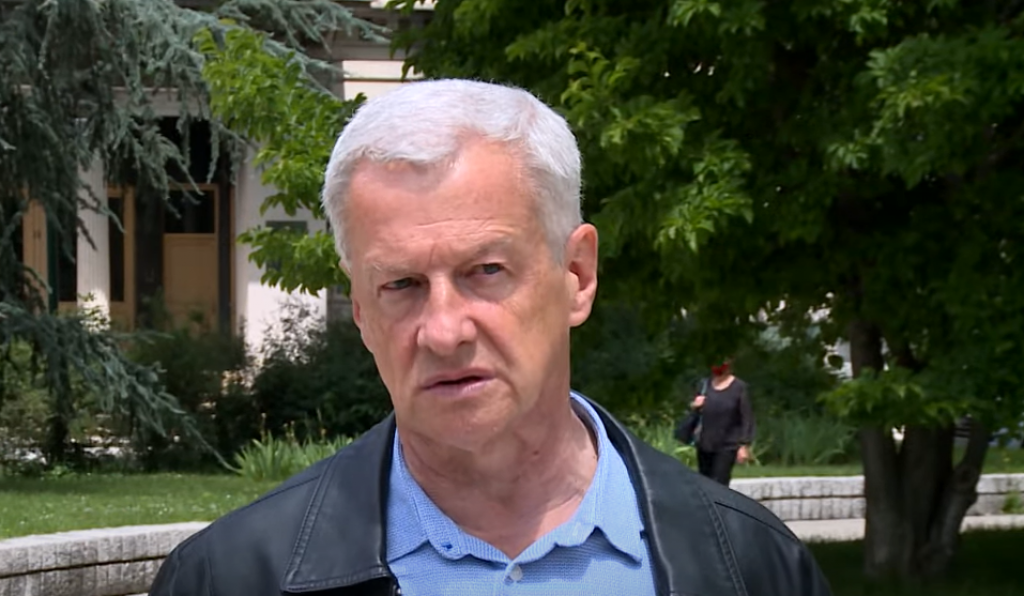 ALARMANTNO UPOZORENJE DOKTORA SELIMOVIĆA Ovako pluća nevakcinisanih propadaju za nedelju dana!